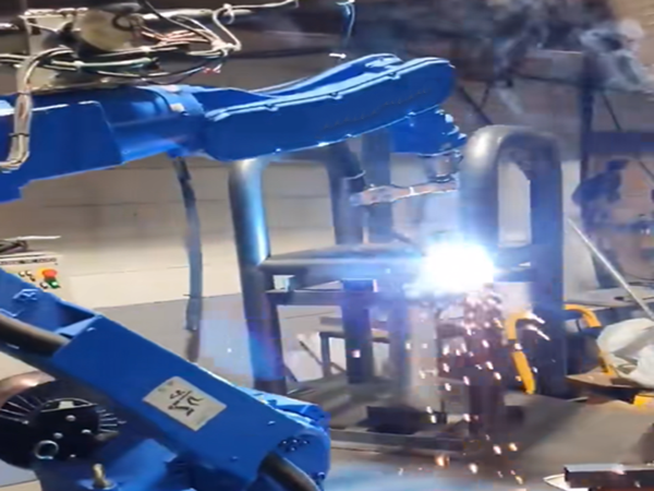 工業(yè)焊接機(jī)器人焊接質(zhì)量怎么樣? 焊接機(jī)器人