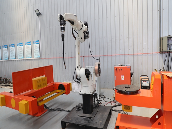 自動焊接設備中的點焊機器人可以應用在哪些行業 點焊機器人
