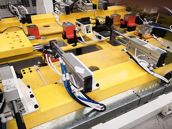 焊接變位機的工作原理 焊接變位機的工作原理