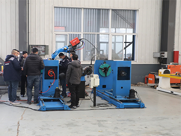 機器人激光焊接機重復動作精度較高 機器人激光焊接機重復動作精度較高