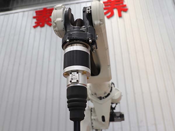 機器人焊接設備具備傳感器技術優勢 機器人焊接設備具備傳感器技術優勢