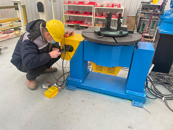 小型焊接變位機在操作中必需的檢查工作 小型焊接變位機在操作中必需的檢查工作