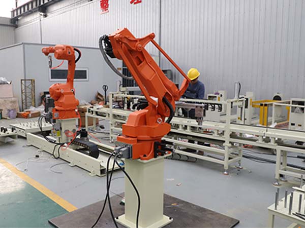 焊接機器人的安全系數(shù)高 焊接機器人的安全系數(shù)高