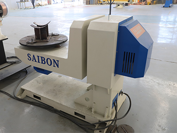 選擇焊接變位機(jī)型號(hào)的方法 選擇焊接變位機(jī)型號(hào)的方法