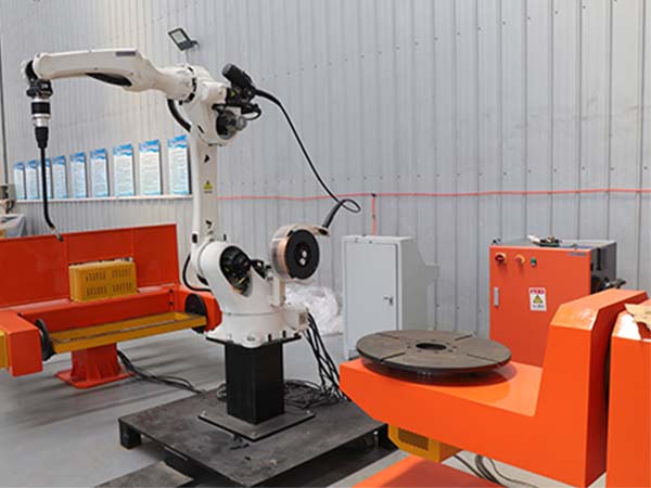 焊接機器人對罐體焊接的應用 焊接機器人對罐體焊接的應用